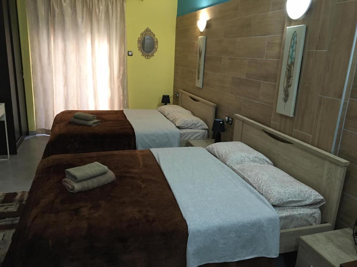 G M 2 Rooms Kentro In The Heart Of The City Larissa Exterior photo